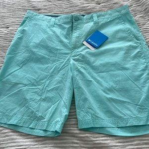 Columbia sports wear shorts
